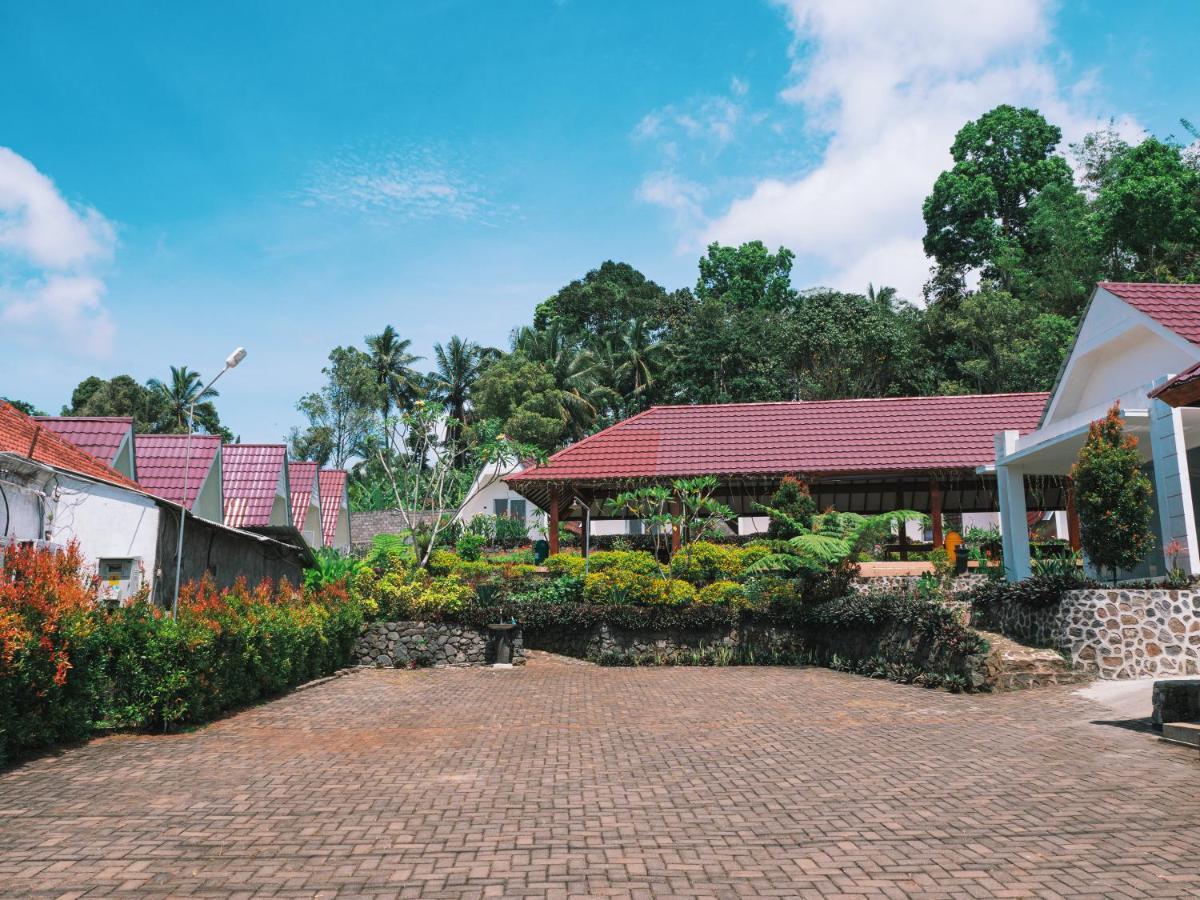 Tumpaksewu Homestay Sidomukti Bagian luar foto